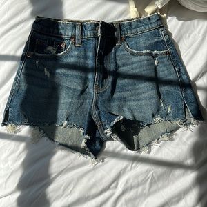 Abercrombie & Fitch Jean shorts